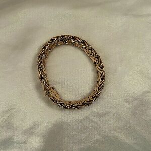 Tiffany and Co. Byzantine chain bracelet in 14 karat yellow gold